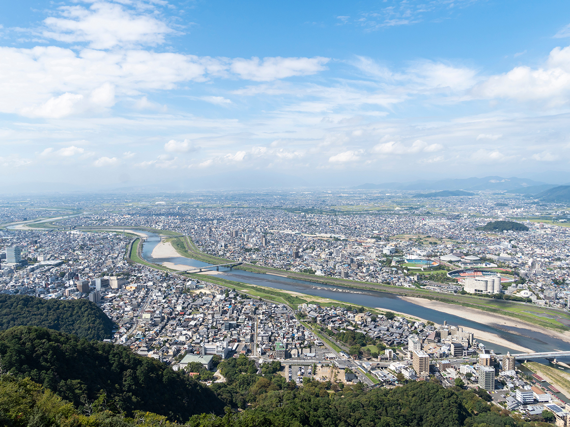 Point.3 地域での実績や提案力を見極める